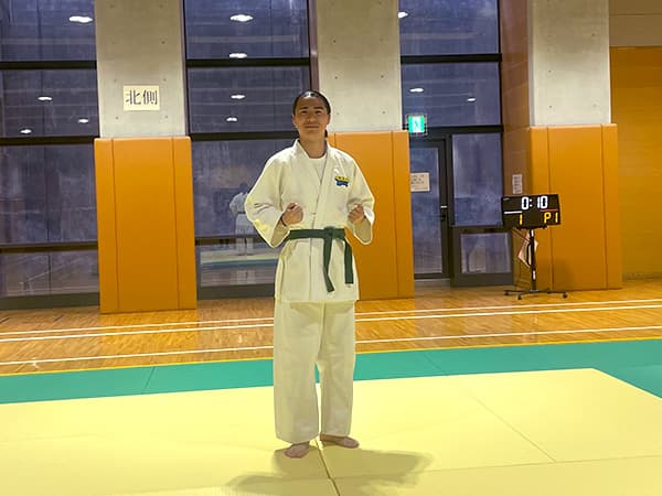 髙月祐介